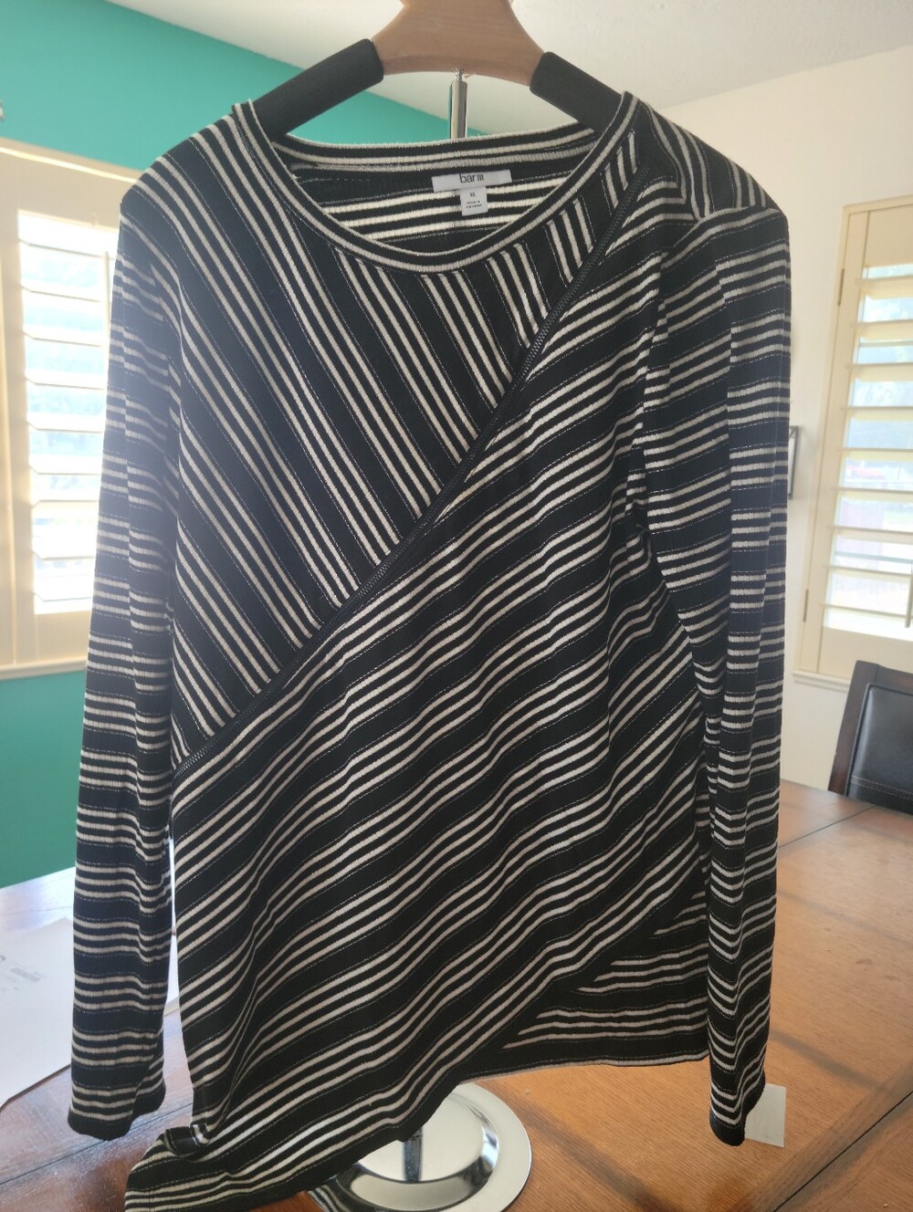 Bar 3 Black & White Diagonal Stripe Long Sleeve Top